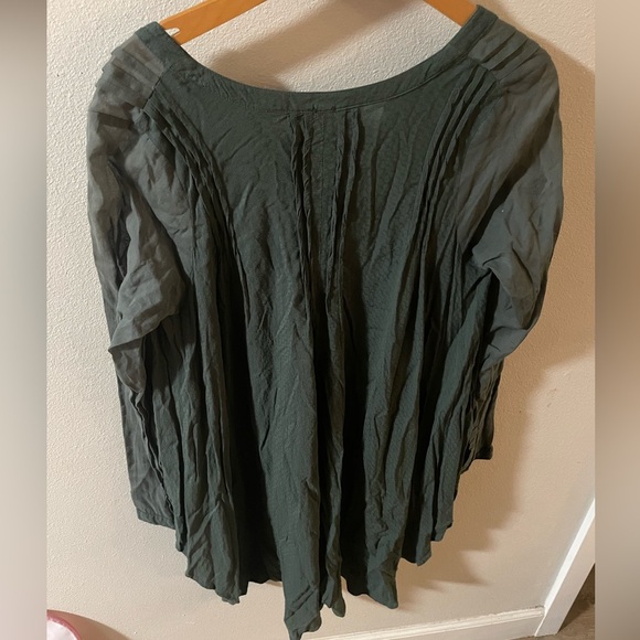 Free People Lovely Day Button Down Long Sleeve Top/Blouse Oversized Olive Green - Picture 3 of 5